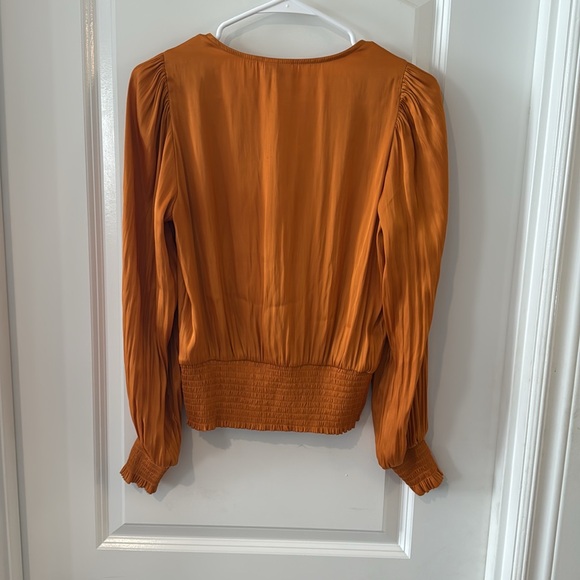 🧡Joie Ruched Top🧡 - Picture 2 of 3